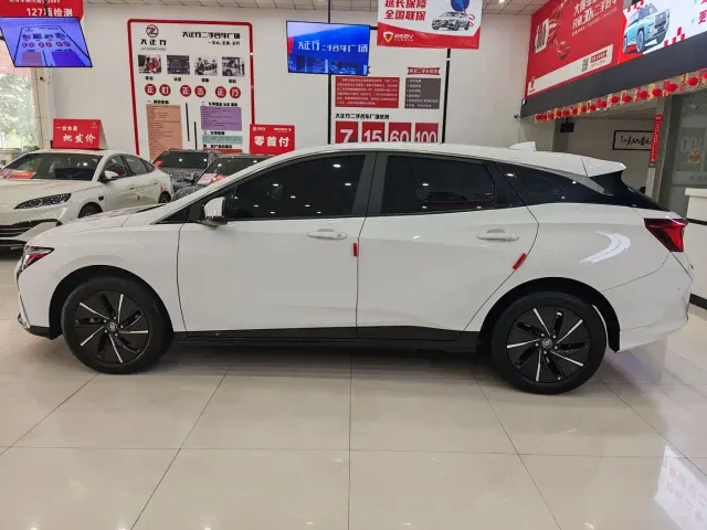 Buick Velite 6 — Фото автомобиля 4