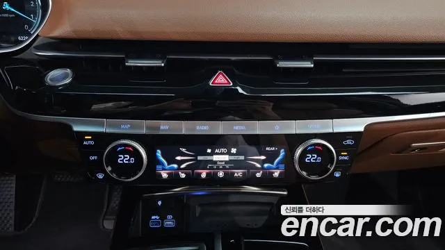 Genesis G80 RG3 — Фото автомобиля 25