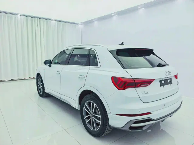 Audi Q3 — Фото автомобиля 5