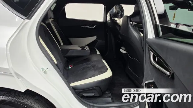 Kia EV6 — Фото автомобиля 17