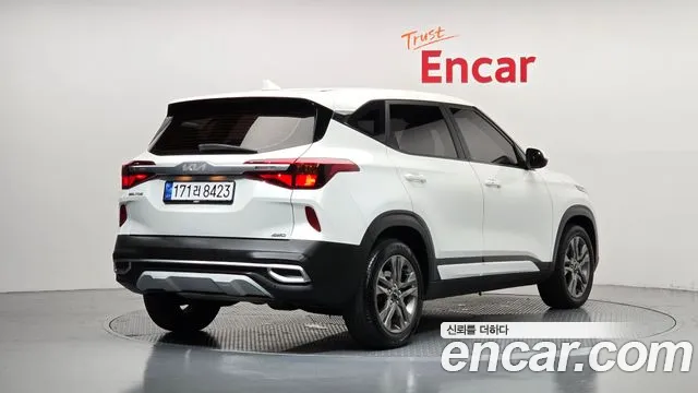 Kia Seltos — Фото автомобиля 2