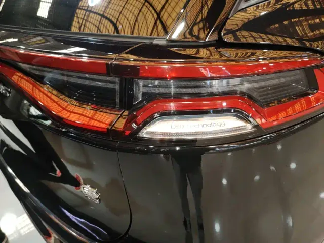 BYD Tang — Фото автомобиля 23