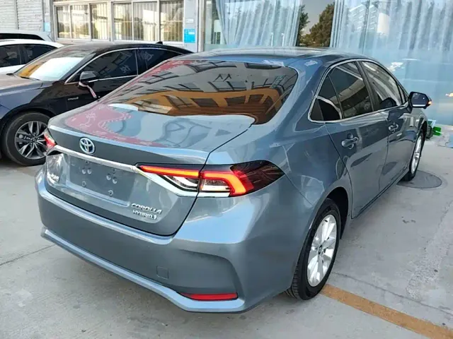 Toyota Corolla — Фото автомобиля 6