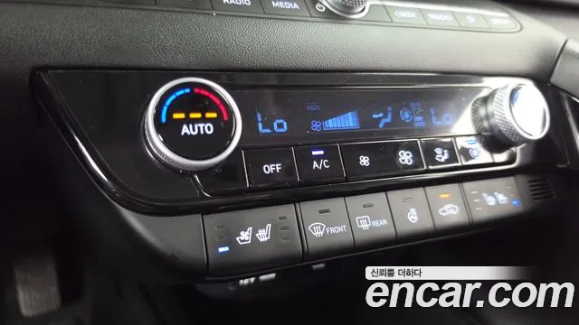 Hyundai AVANTE Modern — Фото автомобиля 29