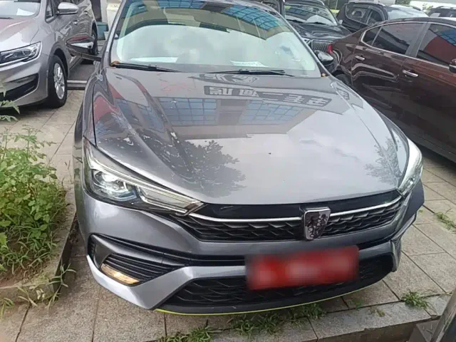 Roewe i5 — Фото автомобиля 2