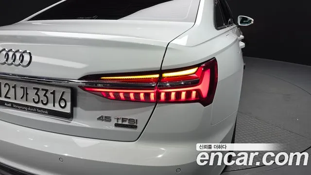 Audi A6 45 TFSI quattro Premium — Фото автомобиля 19