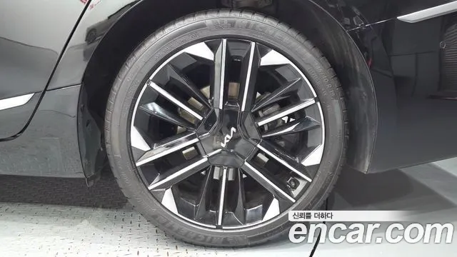 Kia K8 K8 (New) Hybrid — Фото автомобиля 21