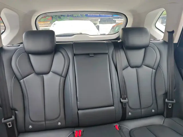 Bestune T90 — Фото автомобиля 11
