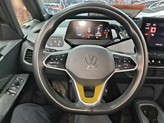 Volkswagen ID.3 — Фото автомобиля 10