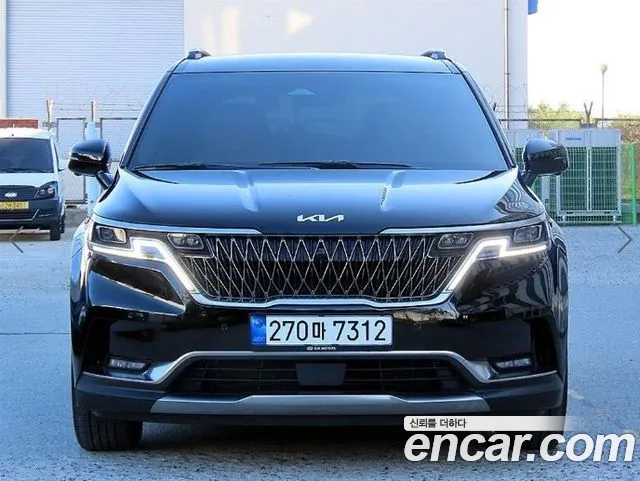 Фотография автомобиля — Kia Carnival 4th Gen