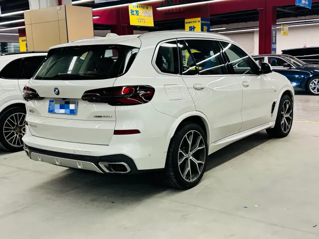 BMW X5 — Фото автомобиля 4