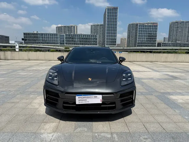 Porsche Panamera — Фото автомобиля 3
