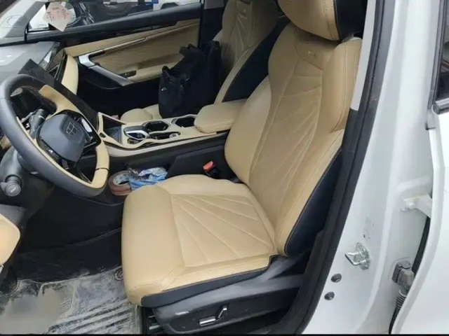 Geely Boyue L — Фото автомобиля 13