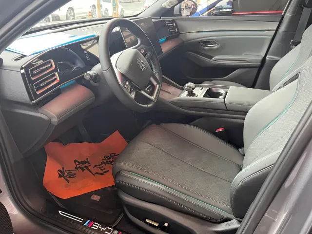 BYD Qin L — Фото автомобиля 4