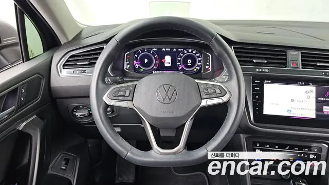 Volkswagen Tiguan — Фото автомобиля 11