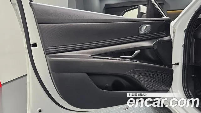 Hyundai Avante CN7 — Фото автомобиля 13