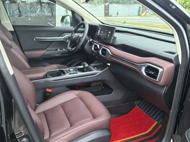 Geely Haoyue — Фото автомобиля 11
