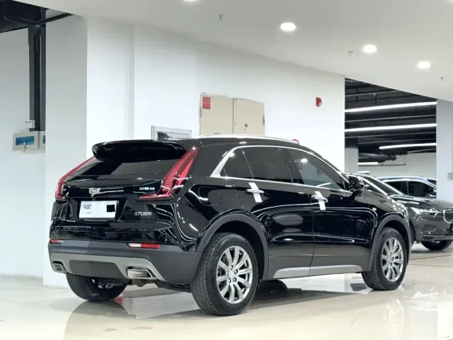 Cadillac XT4 — Фото автомобиля 4