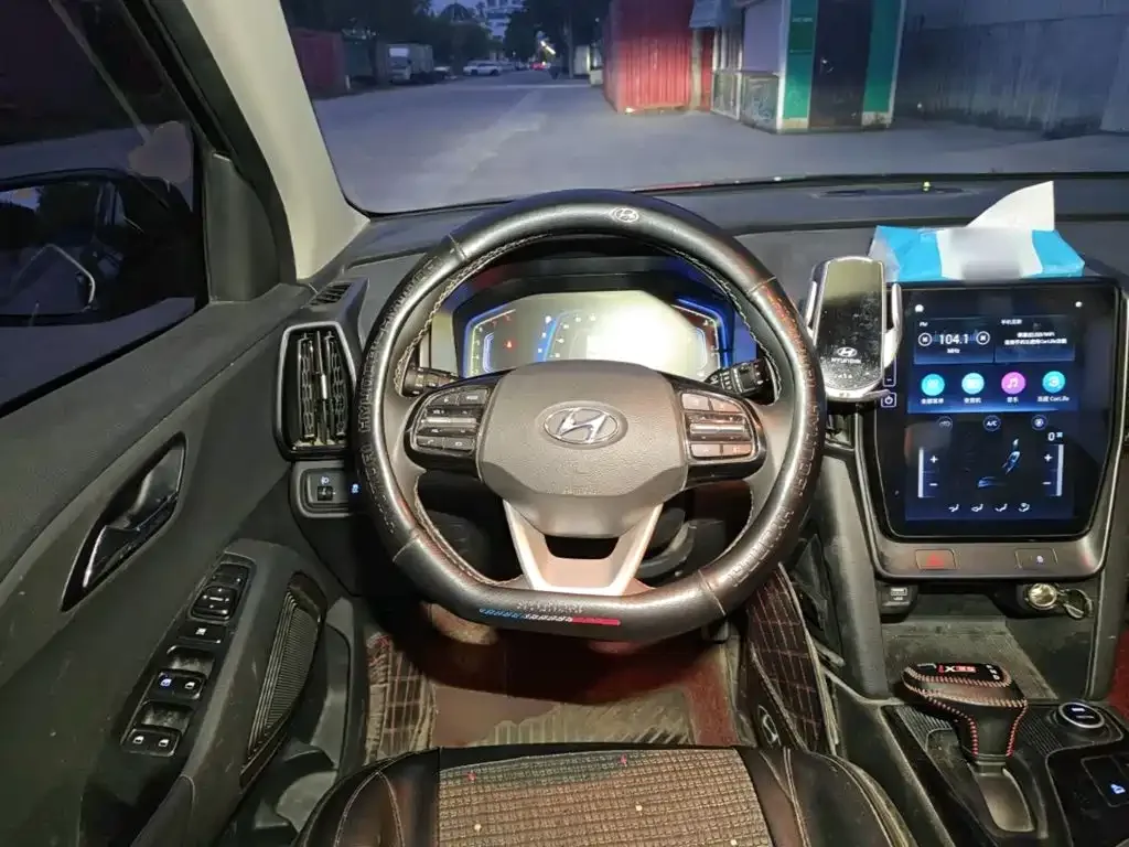 Hyundai Beijing Hyundai ix35 2021 2.0L Automatic 2WD GLS Leading Edition — Фото автомобиля 6