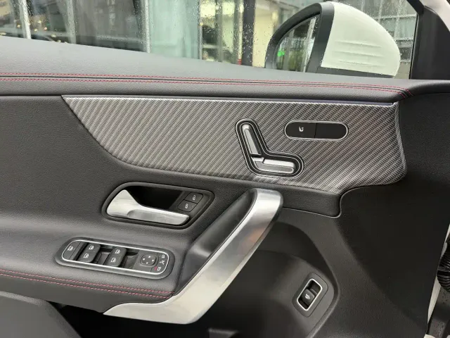 Mercedes-Benz A-Class — Фото автомобиля 15
