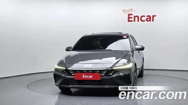 Hyundai Avante CN7 — Фото автомобиля 3