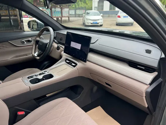 Chery Tiggo 8 PLUS — Фото автомобиля 16