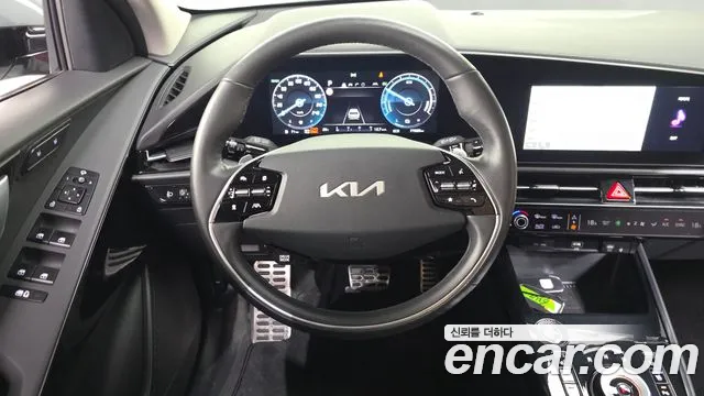 Kia Niro The All New Niro Signature — Фото автомобиля 12