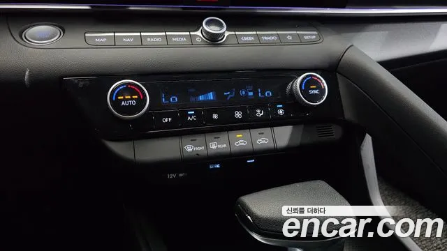 Hyundai Avante CN7 — Фото автомобиля 24