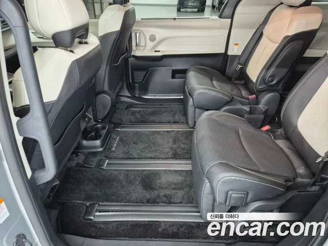 Toyota Sienna 4th Gen — Фото автомобиля 15