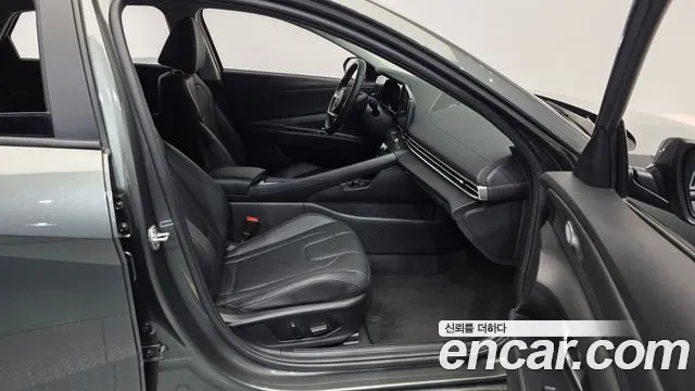 Hyundai AVANTE Avante (CN7) — Фото автомобиля 11