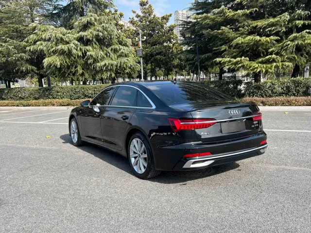 Audi A6L — Фото автомобиля 3