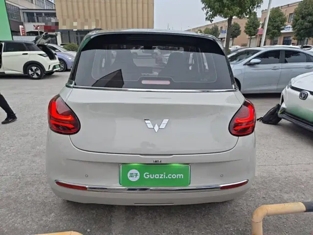 Wuling Bingo — Фото автомобиля 5