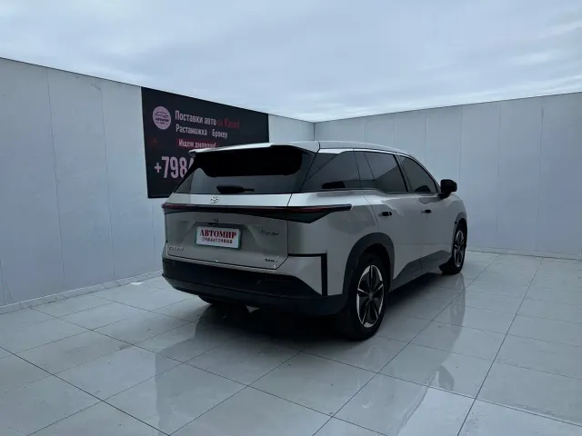 Toyota BoZhi 3X — Фото автомобиля 9