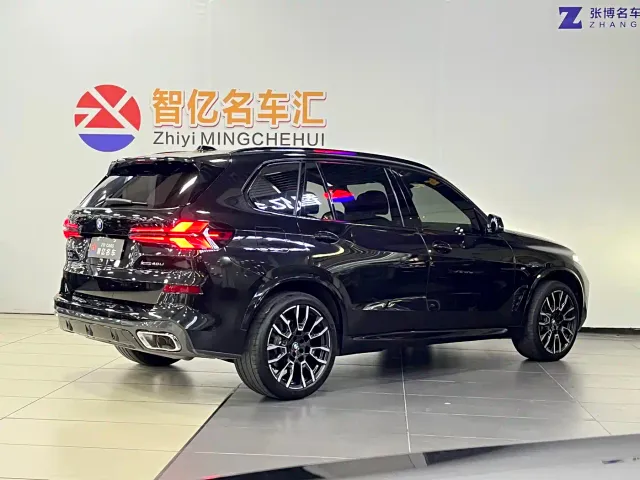 BMW X5 — Фото автомобиля 4