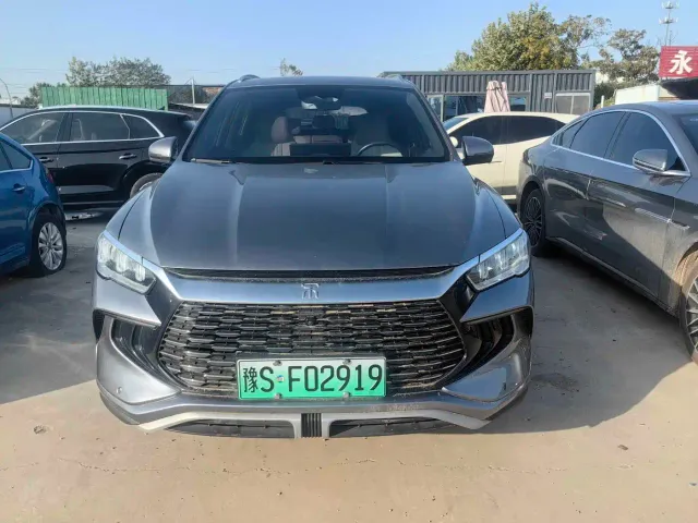 BYD Song Pro — Фото автомобиля 2