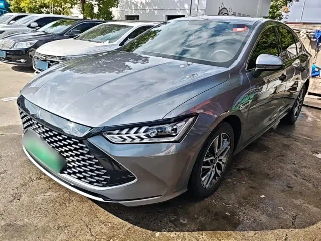 Фотография автомобиля — BYD Qin PLUS