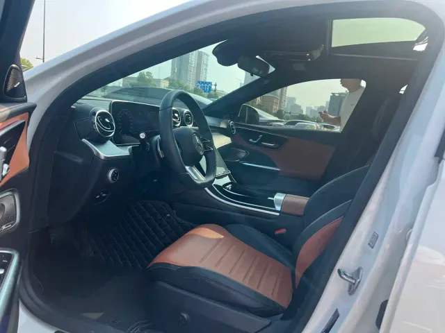 Mercedes-Benz C-Class — Фото автомобиля 4