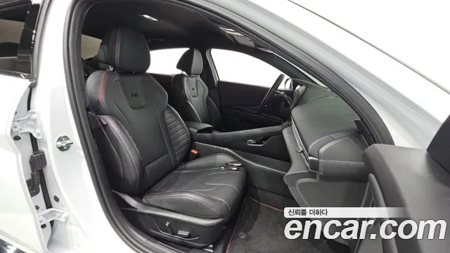 Hyundai AVANTE Новый Avante (CN7) — Фото автомобиля 23