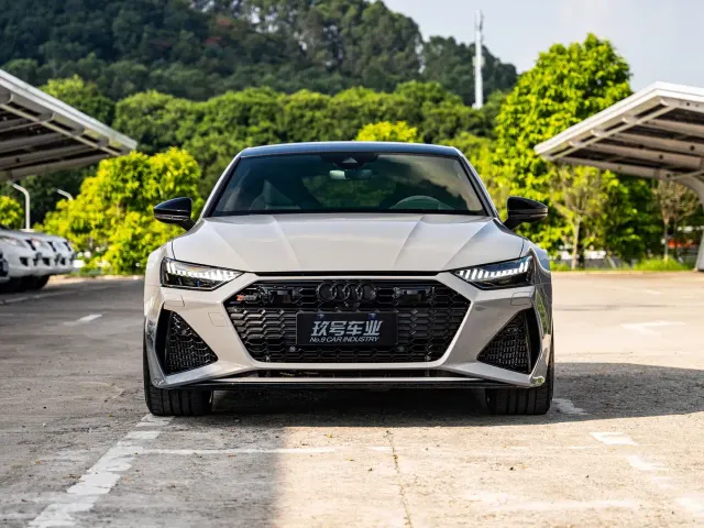 Audi RS 7 — Фото автомобиля 2