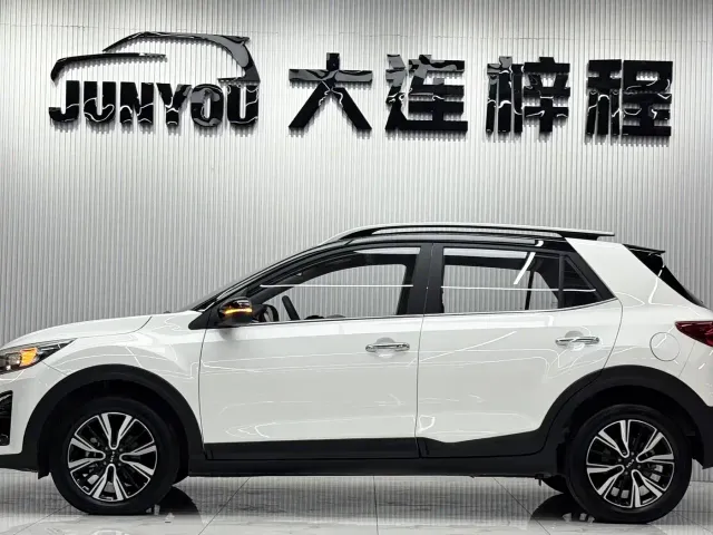 Kia KX1 — Фото автомобиля 7