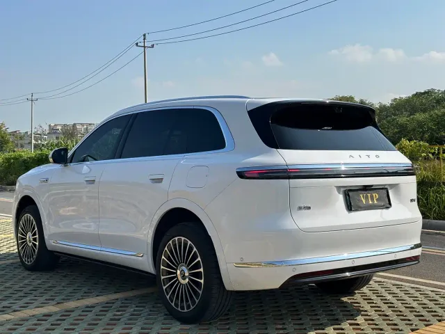 Aito M7 — Фото автомобиля 15
