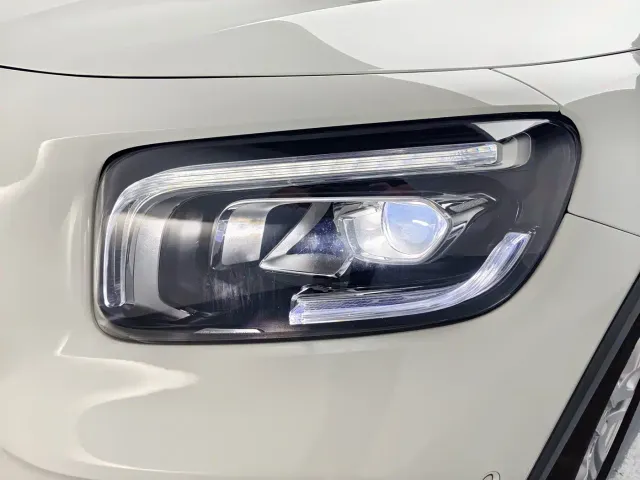 Mercedes-Benz GLB-Class — Фото автомобиля 12