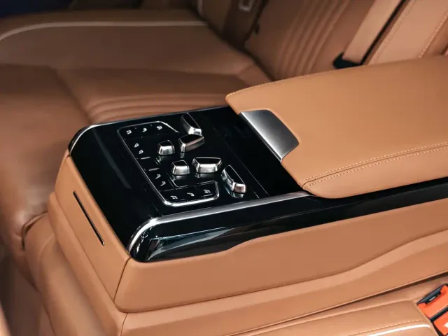 Hongqi H9 — Фото автомобиля 25