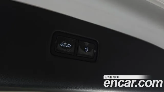 Genesis GV80 — Фото автомобиля 16