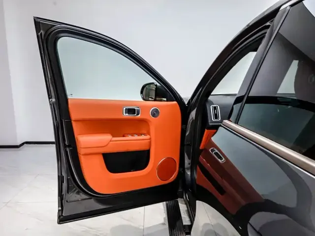 Li Auto Li Xiang L9 2025 Ultra Smart Renewal Edition — Фото автомобиля 14