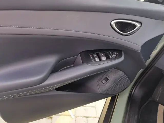 BYD Seal 06 GT — Фото автомобиля 7