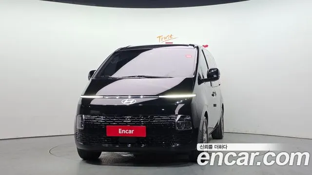Hyundai Staria Staria Tourer 11 мест — Фото автомобиля 3