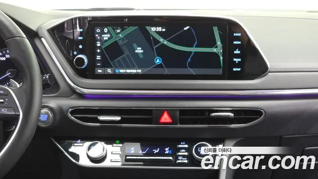 Hyundai Sonata Sonata (DN8) 2.0 LPG(Для проката) — Фото автомобиля 16