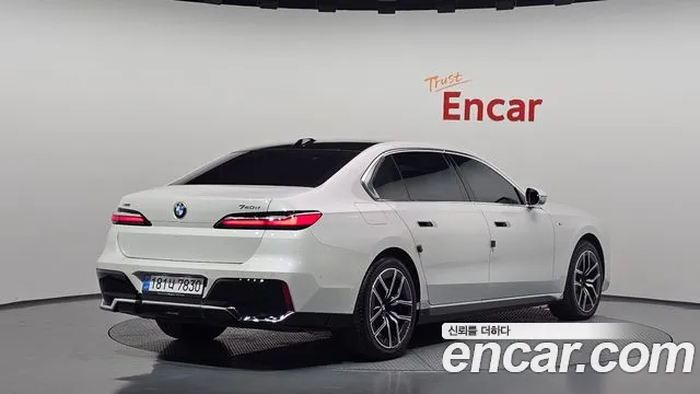 BMW 7 Series G70 — Фото автомобиля 2
