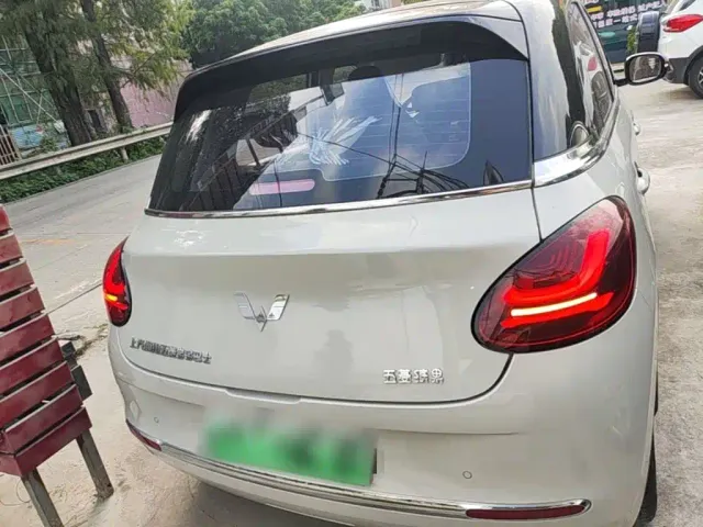 Wuling Bingo — Фото автомобиля 5